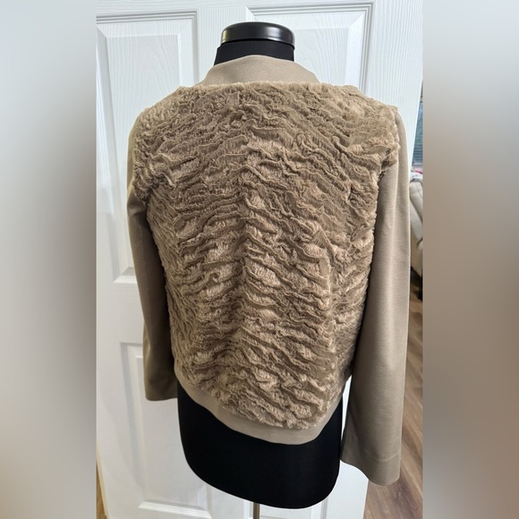 Chicos Women’s Light Brown Faux Fur Panel Cardigan Jacket Small Chico’s 0, US 4 - Picture 5 of 9